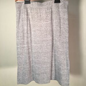 GAP softspun grey pencil skirt